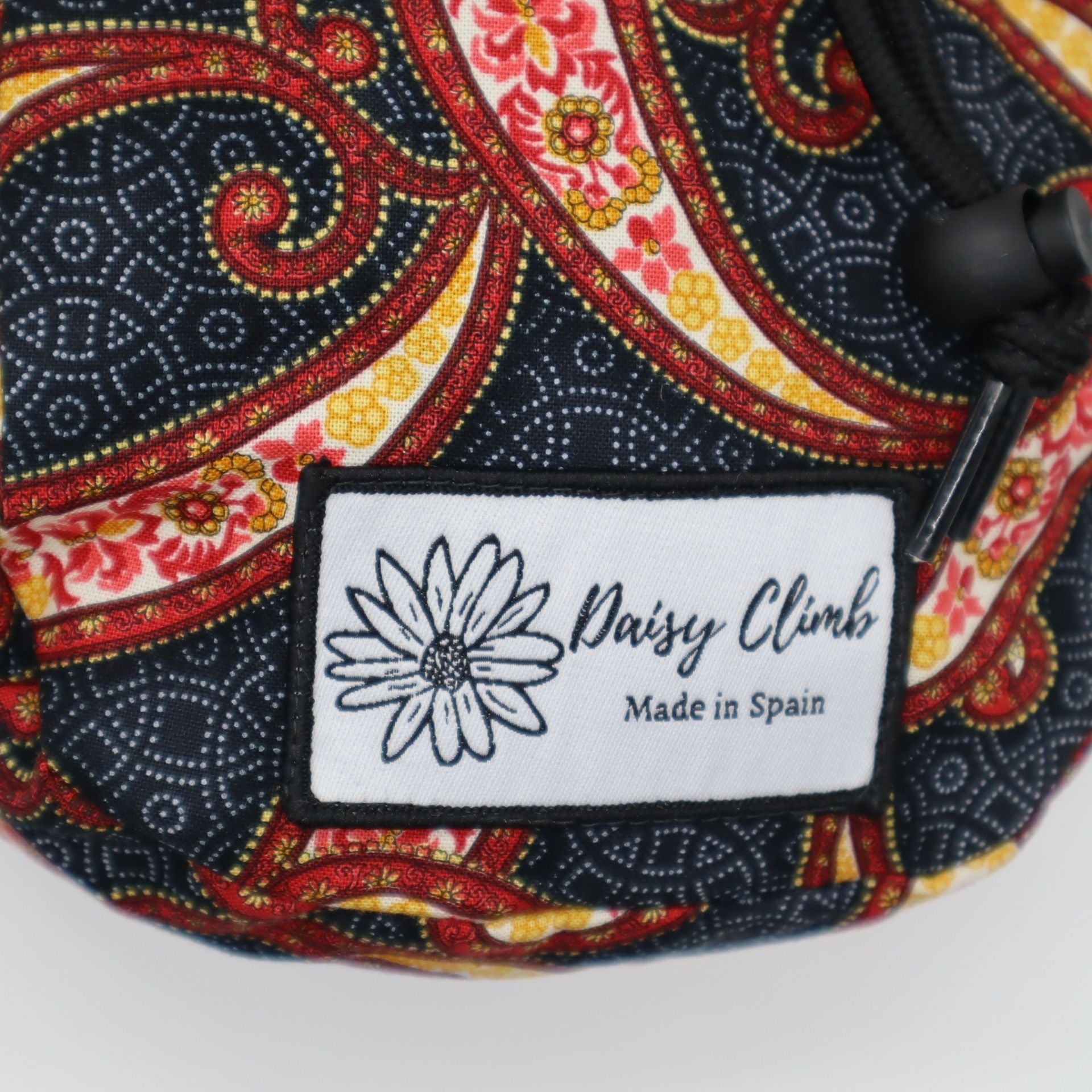 Daisy Climb Chalk Bag - Black Widow Fish Pond