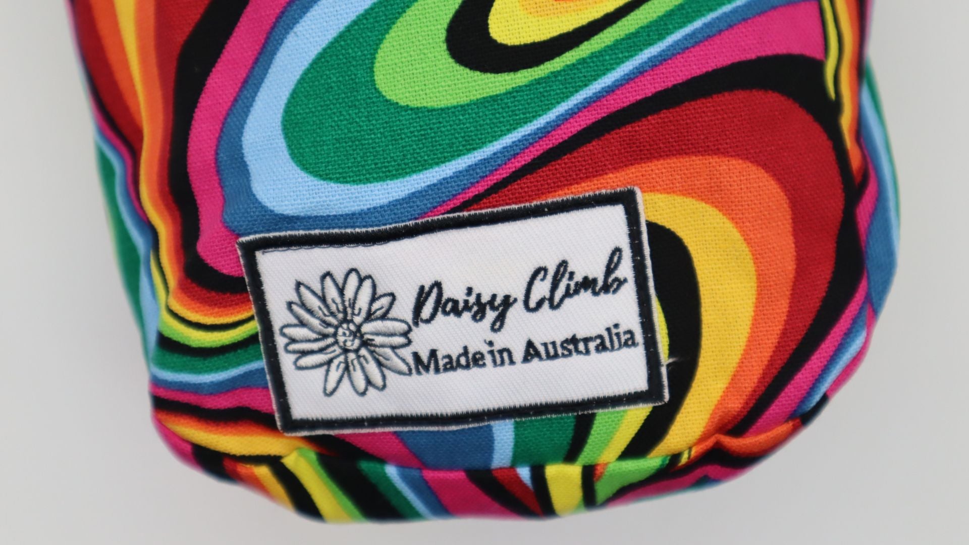 Daisy Climb Chalk Bag - Rainbow Swirl